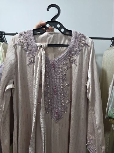 يلزمنا ع'مال في ورشة خياطة في كل المجالات