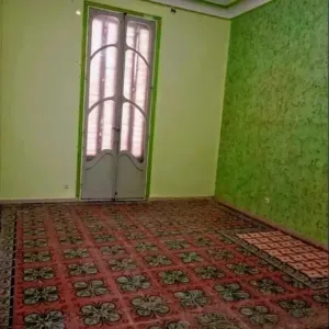 شقة 4 غرف  للبيع