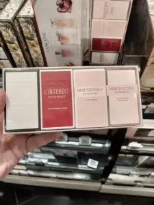 Gloss rimel London
