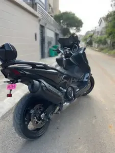 Yamaha Tmax 2018