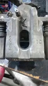Sabot de frein arr corolla D4D