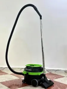 Aspirateur professionnel IPC LP 1