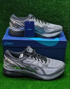Asics GEL-NIMBUS 21 PLATINUM - 10