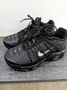 Nike tn blzck