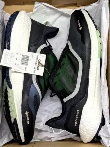 Adidas ULTRABOOST 22 GORE-TEX
