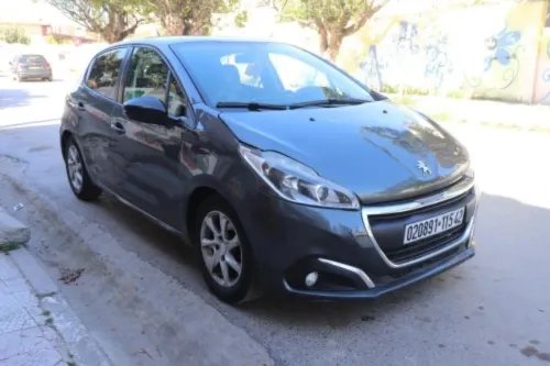 Peugeot 208 en vent 