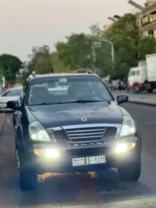 سانغ يونغ ركستون موديل 2004