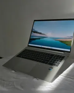 Hp Elitebook 860 G10 I7 13em