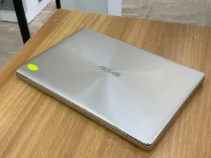 ASUS S14 / INTEL I5 8 EME / 8 G /