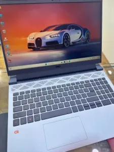 DELL G15 AMD Ryzen 5-5600H 16 Go