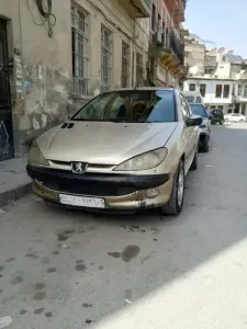 بيجو 206 موديل 2003