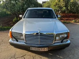 مرسيدس اس 560 موديل 1983