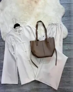 Ensemble femme disponible