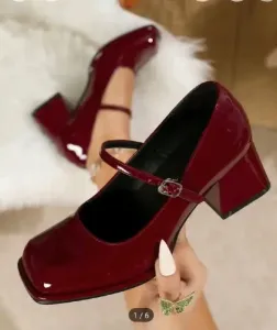 Mary Jane talons