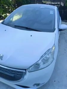 Peugeot 208 2012 Allure
