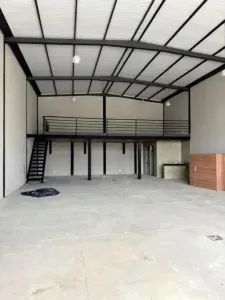 كراء مستودع