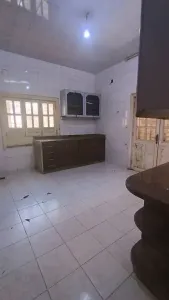 شقة غير مفروشة للاجار في اللاذقية