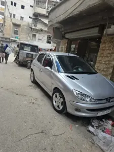 بيجو 206 موديل 2004