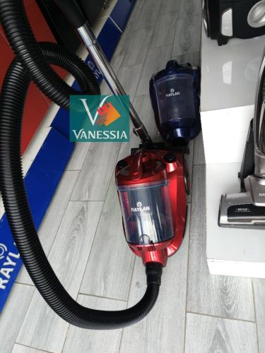 Aspirateur 1600W Marque Raylan Co