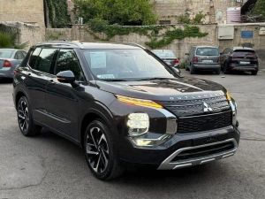 ميتسوبيشي اوتاندر للبيع في دمشق