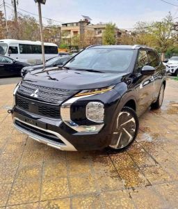ميتسوبيشي اوتلاندر للبيع في دمشق