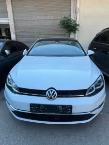 فولكس فاجن جولف