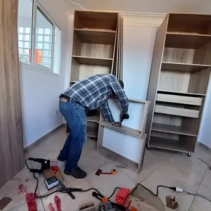 Montage démontage de meubles