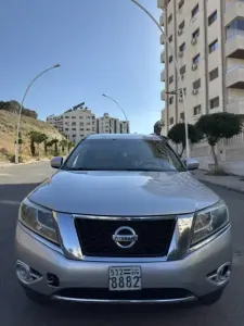 نيسان باثفايندر موديل 2016