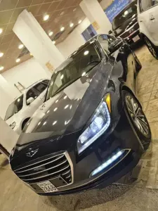 جينيسس جي80 للبيع في حلب