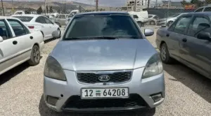 كيا ريو موديل 2010