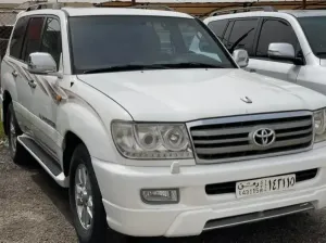 تويوتا لاندكروزر موديل 2006