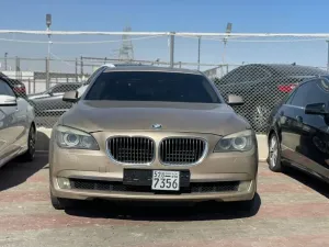 بي ام دبليو 740 اي موديل 2011