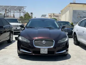جاكوار اكس اف موديل 2015