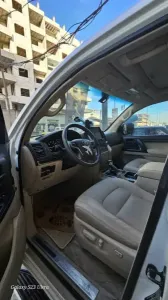 تويوتا لاندكروزر موديل 2019