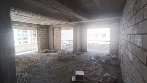شقة على العظم للبيع في اللاذقية