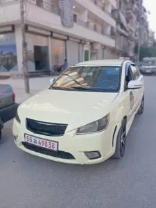 كيا ريو موديل 2012