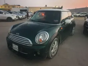 ميني كاونتري مان