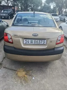 كيا ريو للبيع في اللاذقية