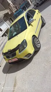 كيا ريو موديل 2010