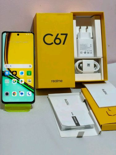 Realme C67