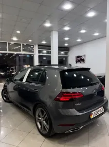 Volkswagen Golf 7 2018 Carat