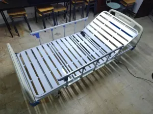 Lit électrique médicalisé 3 posit