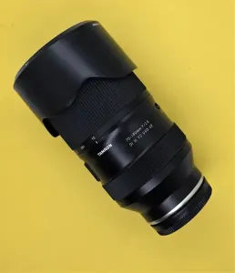 Tamron 70-180 mm F/2.8 Di III VC