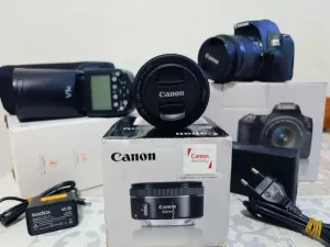 Camera Canon 250D+objective 50mm+