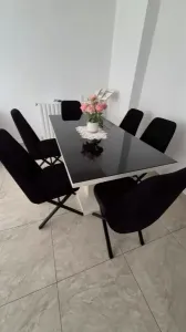 Table à 6 chaise ( salon )