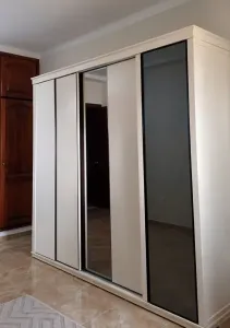 Grande Armoire Avec LED