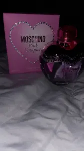 Moschino pink bouquet