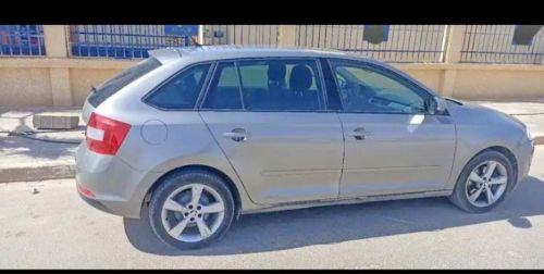 سكودا ربيد 1,6