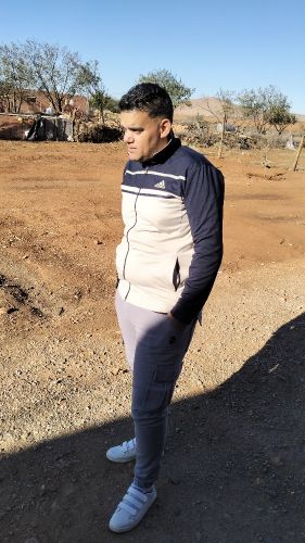 بحث عن عمل