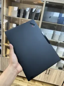 Lenovo Thinkpad X1 Carbon Gen 12
